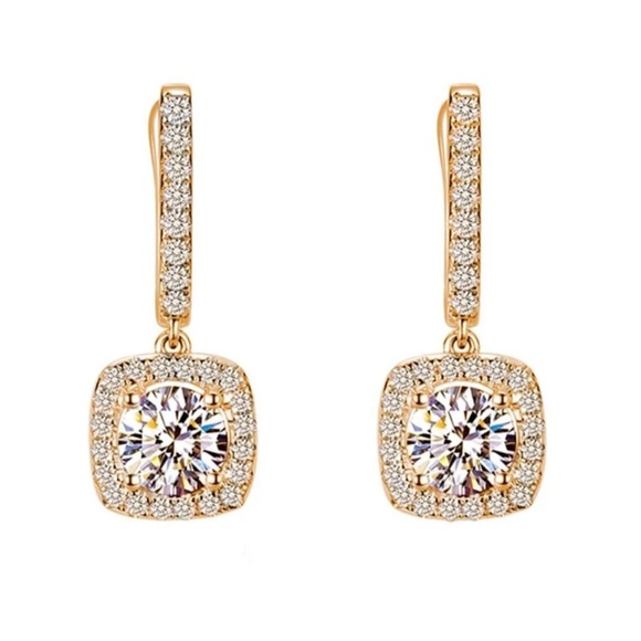 “Jolie” Gold (or) Rose Gold 18K Luxe Earrings - Picture 2 of 3